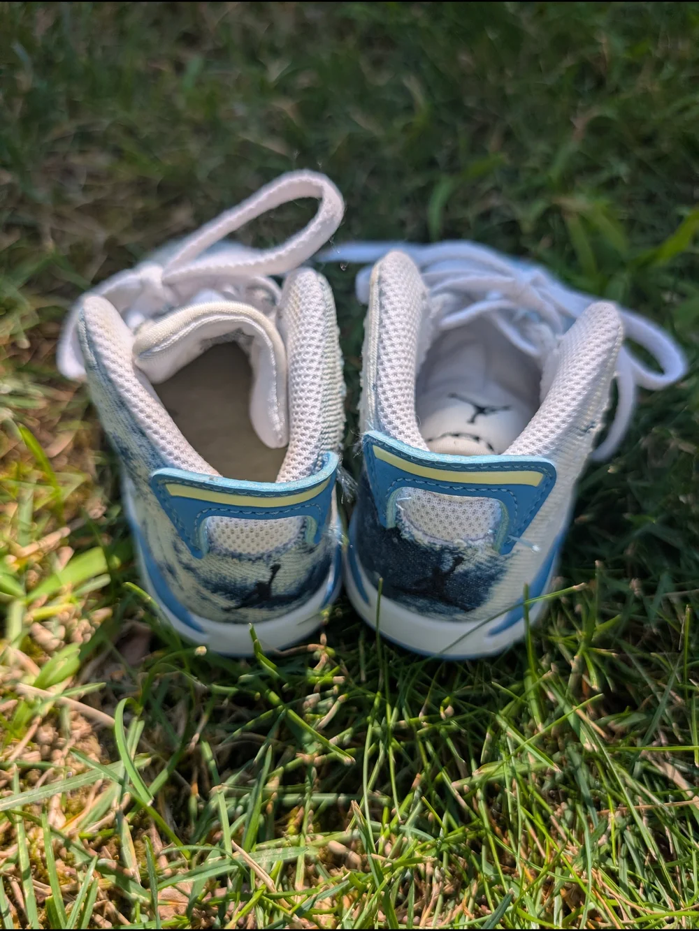 Jordan Kids Denim-Print Sneakers in Blue and White